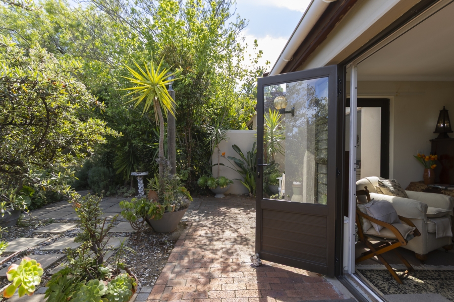 To Let 3 Bedroom Property for Rent in Helena Heights Western Cape
